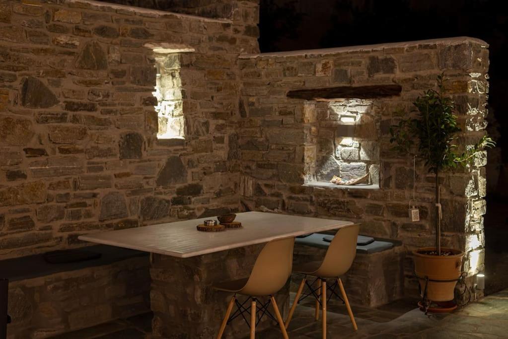 Hh Bay Daire Logaras Dış mekan fotoğraf